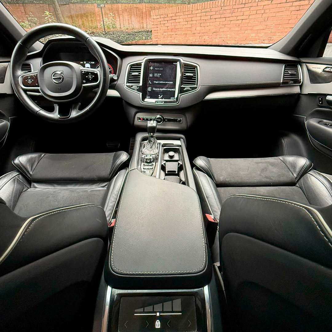 Volvo XC 90 T6 4WD R-Design 2021 (35,000Km)