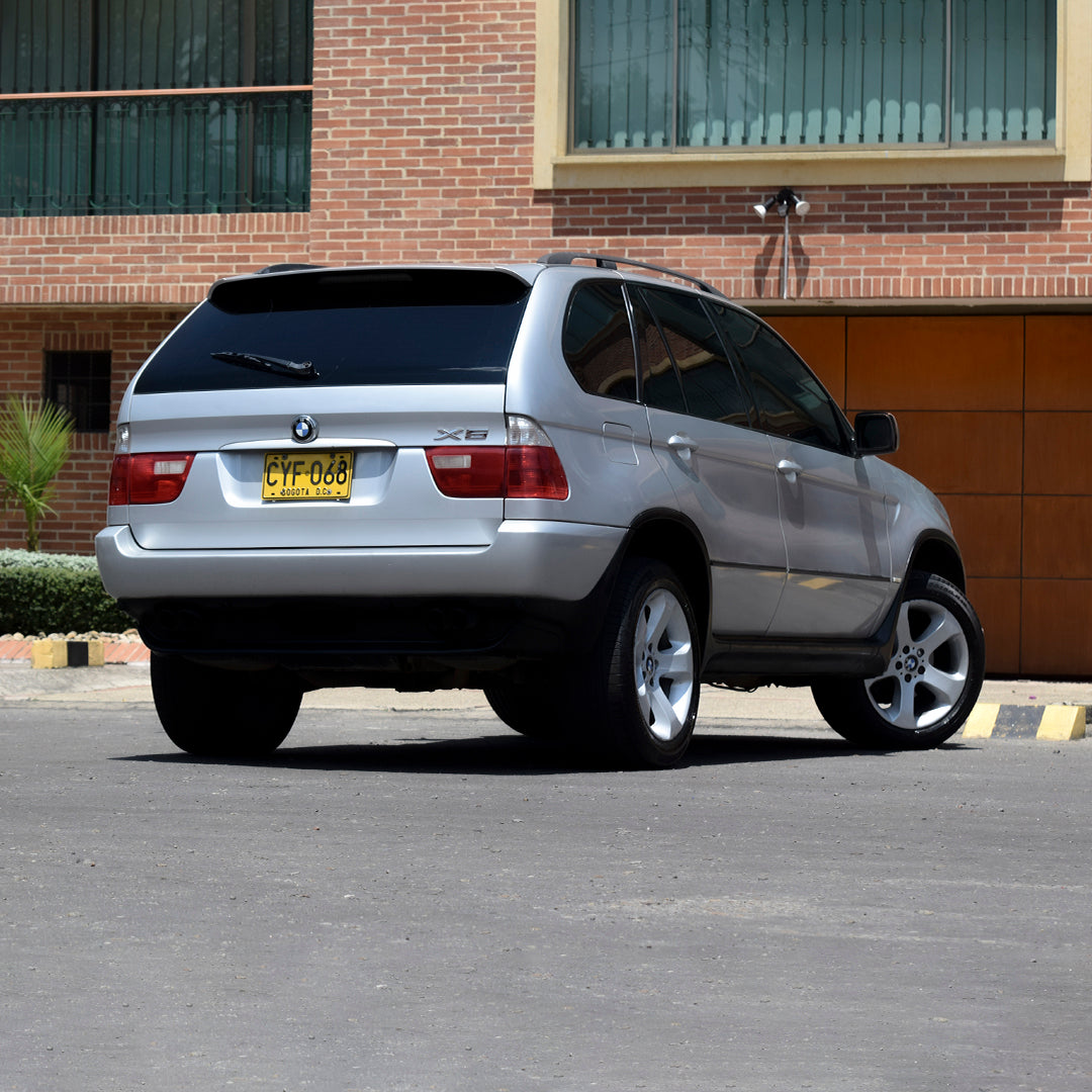 BMW X5 4.4i 2005