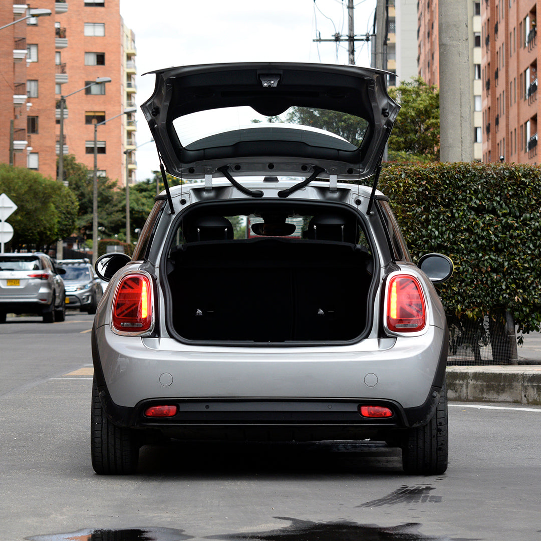 Mini Cooper SE Iconic Eléctrico 2024 (8500Km)