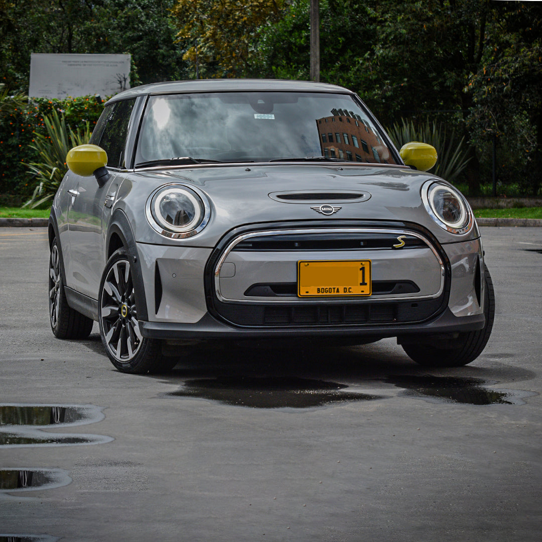 Mini Cooper SE Iconic Eléctrico 2024 (8500Km)